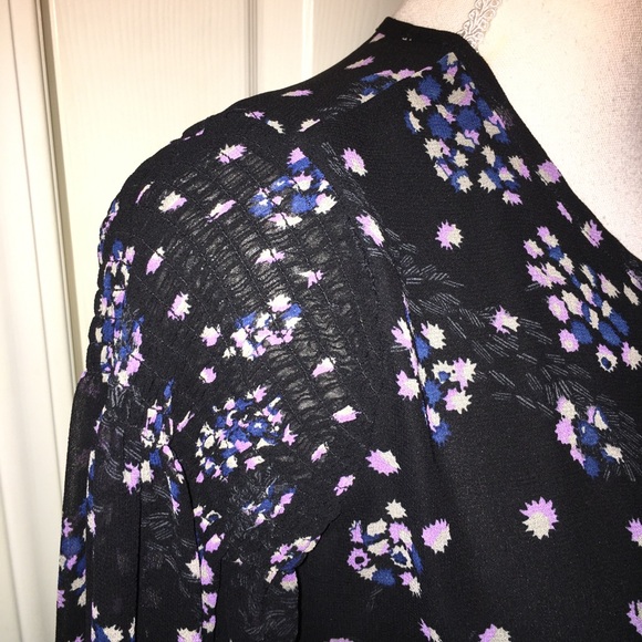 Urban Outfitters Floral Dress - Picture 4 of 10